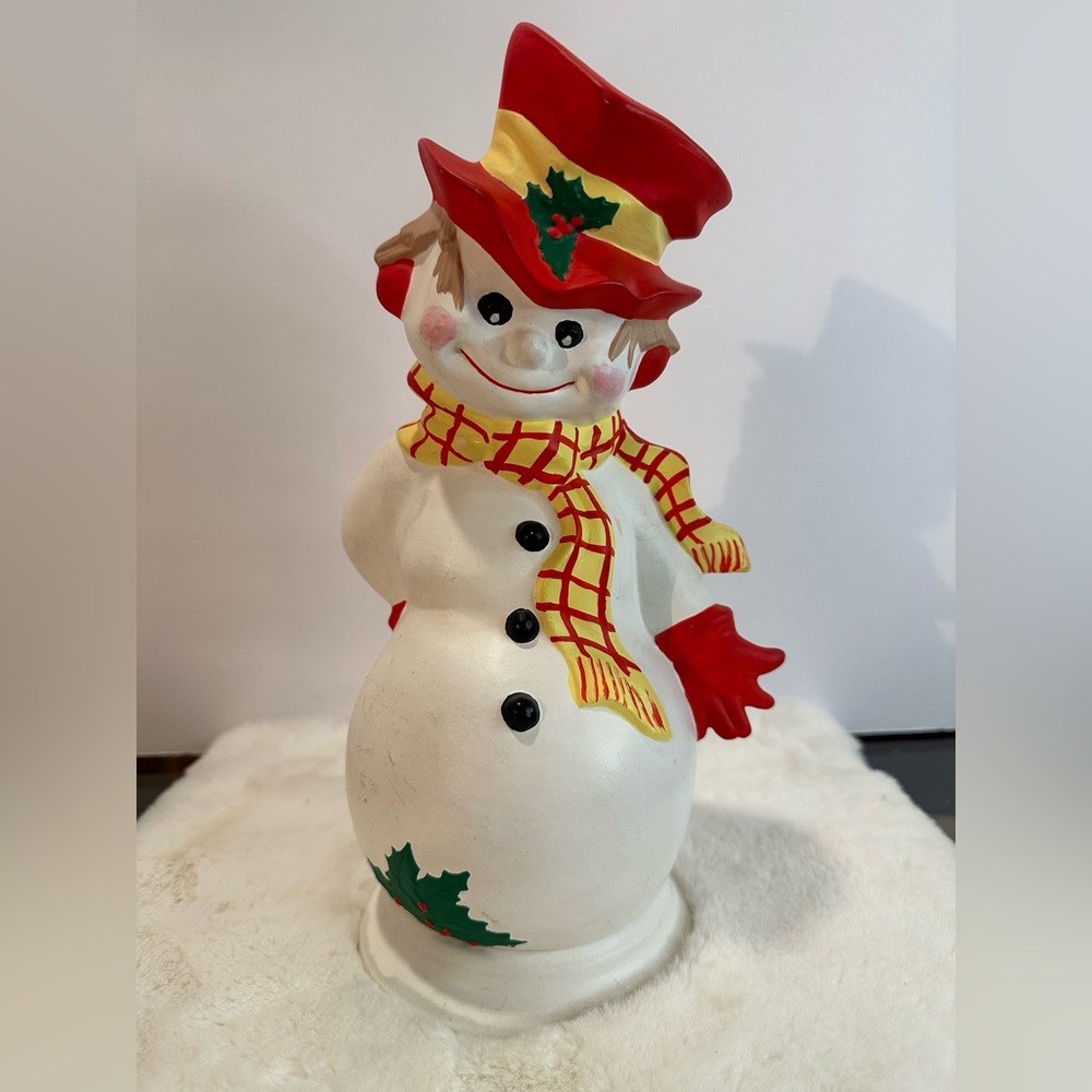 Vintage 1970s Hand Painted Byron Mold Ceramic Frosty the Snowman Sculpture